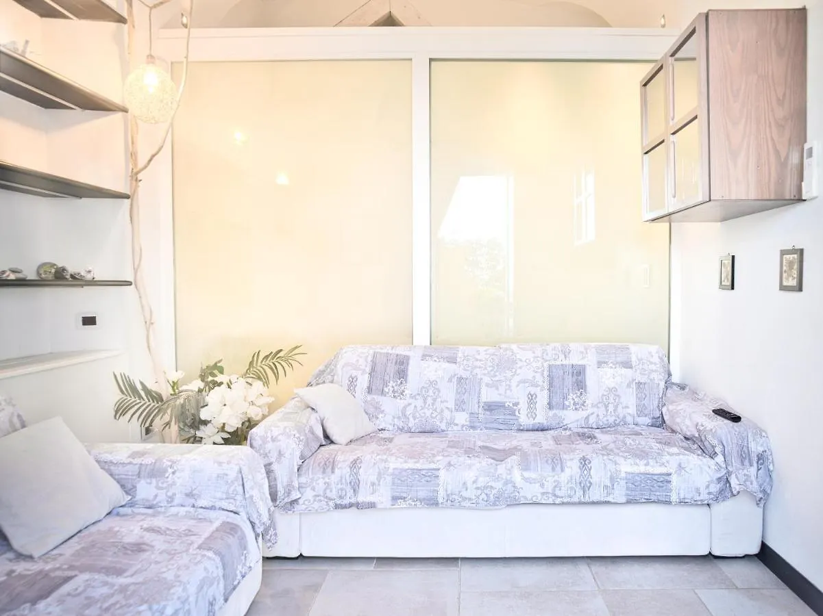 Medusa Apartment - Dependance Finale Ligure Italy