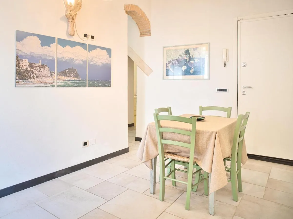 Medusa Apartment - Dependance Finale Ligure 0*,  Italy